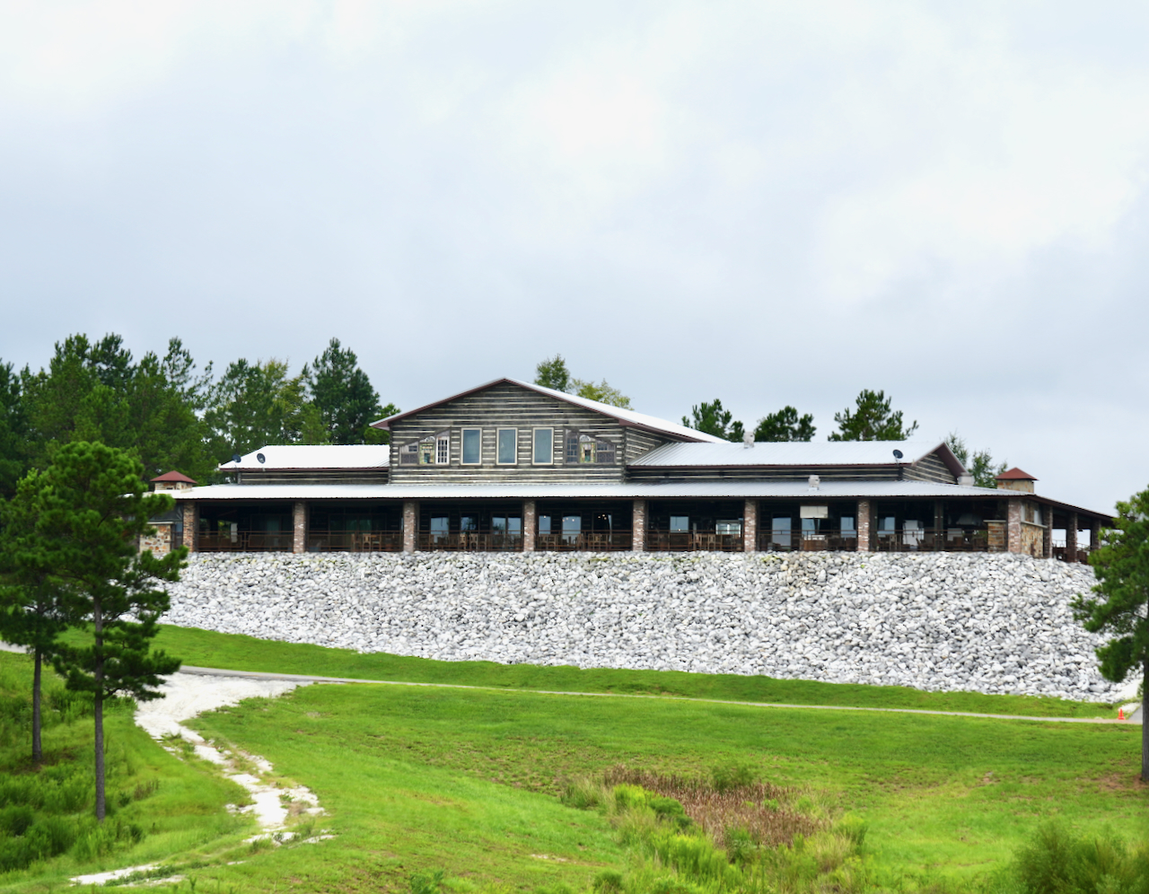 Alabama Quail, Pheasant, and Duck Lodge