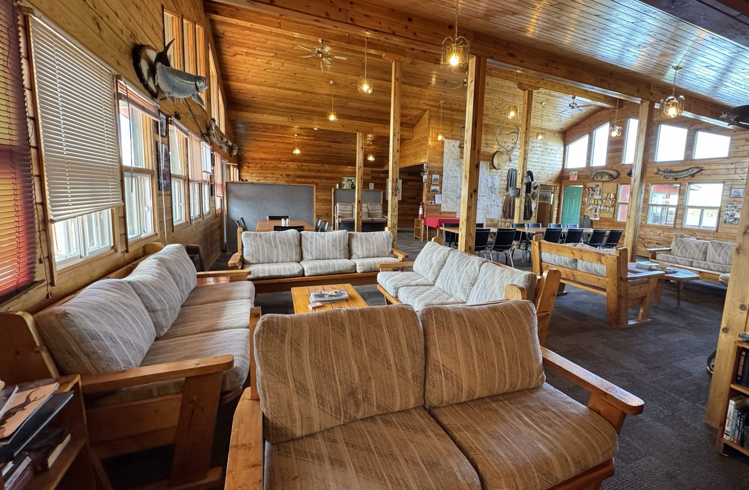 Manitoba Barren Ground Caribou hunting Lodge